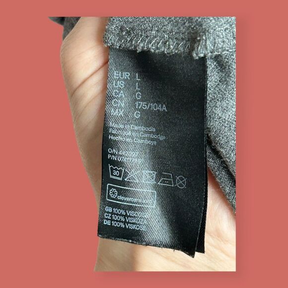 🩶 LARGE H+M BASICS GRAY SHORT SLEEVE TRAVEL CASUAL DRESS - Picture 8 of 8